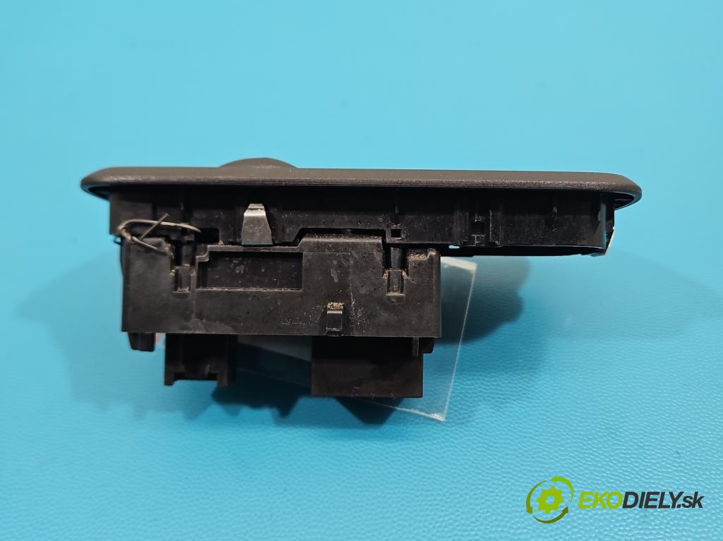 Ford Fiesta Mk7 2008-2017 1.2 16V 82 HP manual 60 kW 1242 cm3 3- prepínač okien spätných zrkadiel 8A6T-14A132-EC