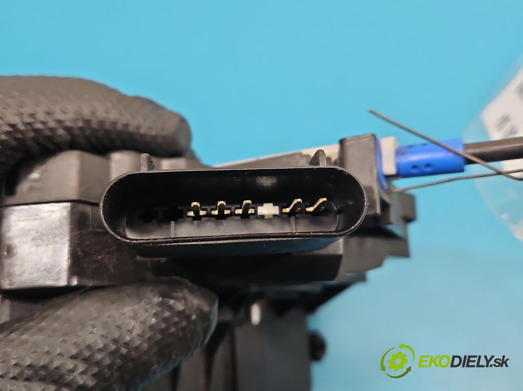 Ford Fiesta Mk7 2008-2017 1.2 16V 82 hp manual 60 kW 1242 cm3 3- zámek přední levý 8A6A-A21813-AC