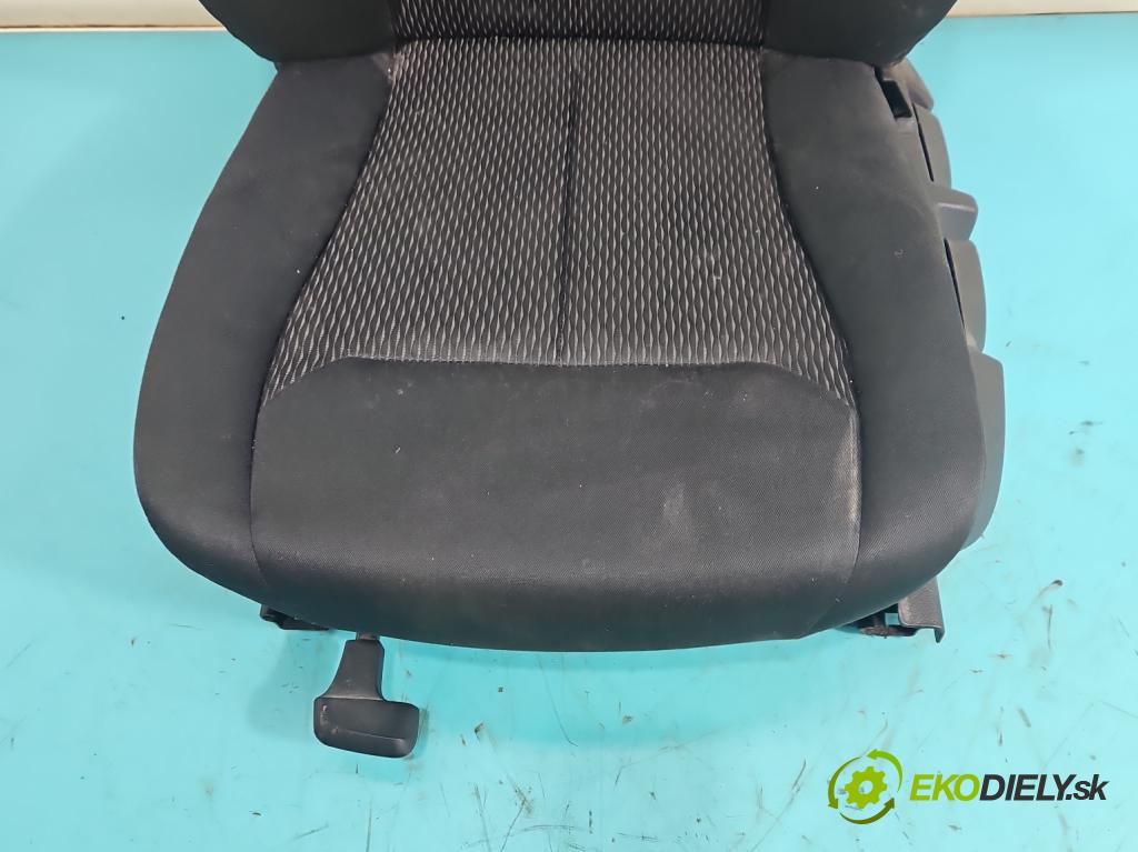 Bmw 3 F30 2011-2018 2.0d 184hp manual 135 kW 1995 cm3 5- Sedačka ľavý  (Sedadlo)