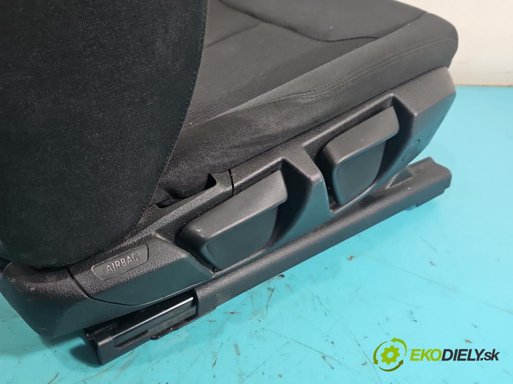 Bmw 3 F30 2011-2018 2.0d 184 hp manual 135 kW 1995 cm3 5- Sedadlo pravý  (Sedadlo)