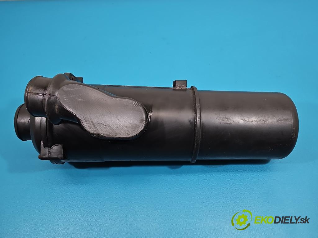 Fiat Doblo I 2001-2010 1.9 jtd 120 HP manual 88 kW 1910 cm3 5- obal filtra vzduchu 46792662 (Obal vzduchového filtra)