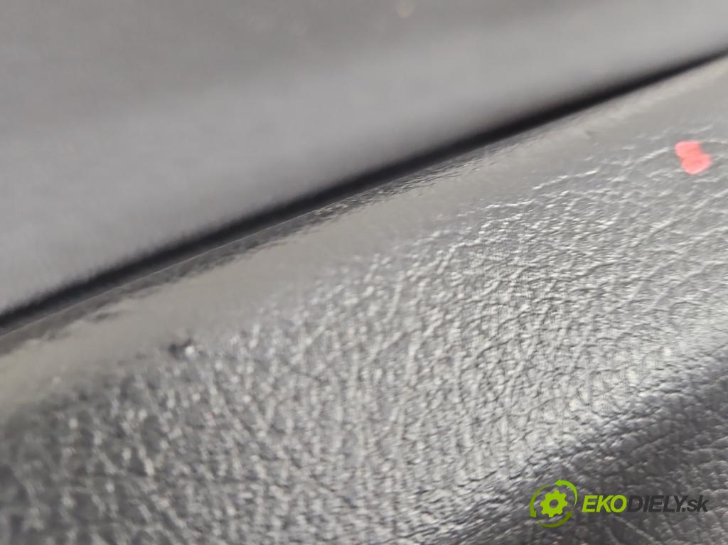 Bmw 3 F30 2011-2018 2.0d 184 hp manual 135 kW 1995 cm3 5- Tapacír: dveře přední pravé