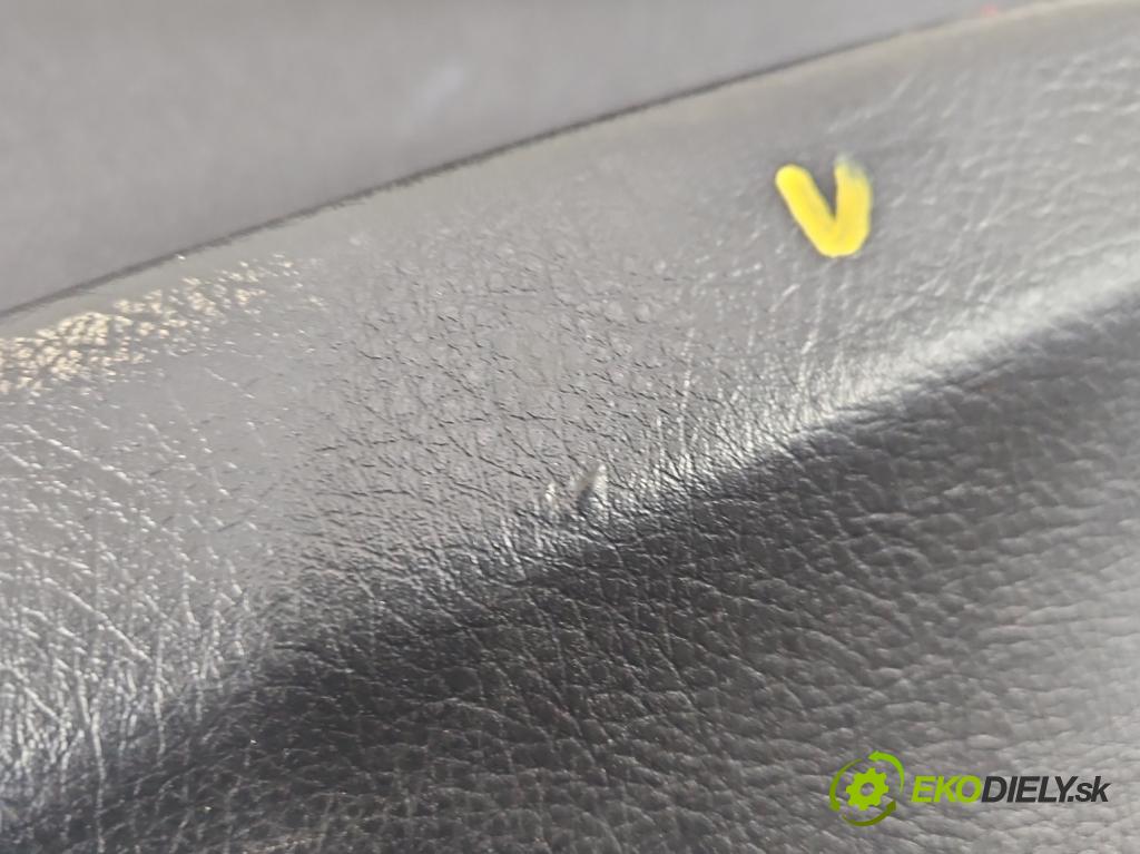 Bmw 3 F30 2011-2018 2.0d 184 hp manual 135 kW 1995 cm3 5- Tapacír: dveře přední pravé