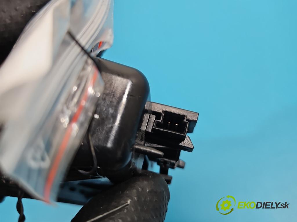 Bmw 3 F30 2011-2018 2.0d 184hp manual 135 kW 1995 cm3 5- rukoväť kufrové dvere zadné 7368752