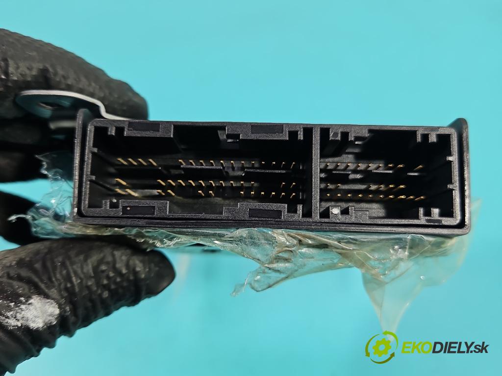 Peugeot 508 II 2018- 1.5 hdi 131 HP manual 96 kW 1499 cm3 5- riadiaca jednotka vankúše: 9823741580