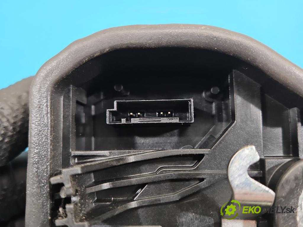 Bmw 3 F30 2011-2018 2.0d 184hp manual 135 kW 1995 cm3 5- zámok predné pravý 7229458