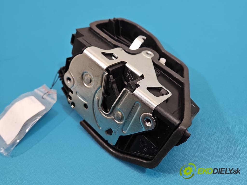 Bmw 3 F30 2011-2018 2.0d 184hp manual 135 kW 1995 cm3 5- zámok predné pravý 7229458