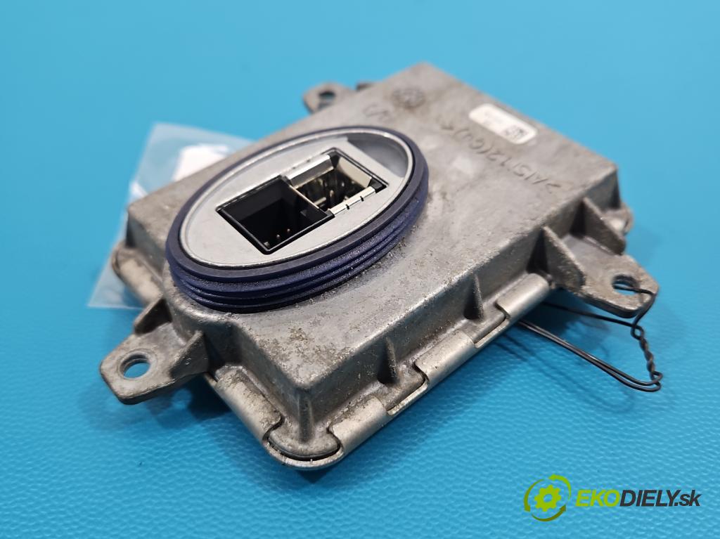 Bmw 3 F30 2011-2018 2.0d 184hp manual 135 kW 1995 cm3 5- střídač: xenon 7296090 (Riadiaca jednotka xenónu)