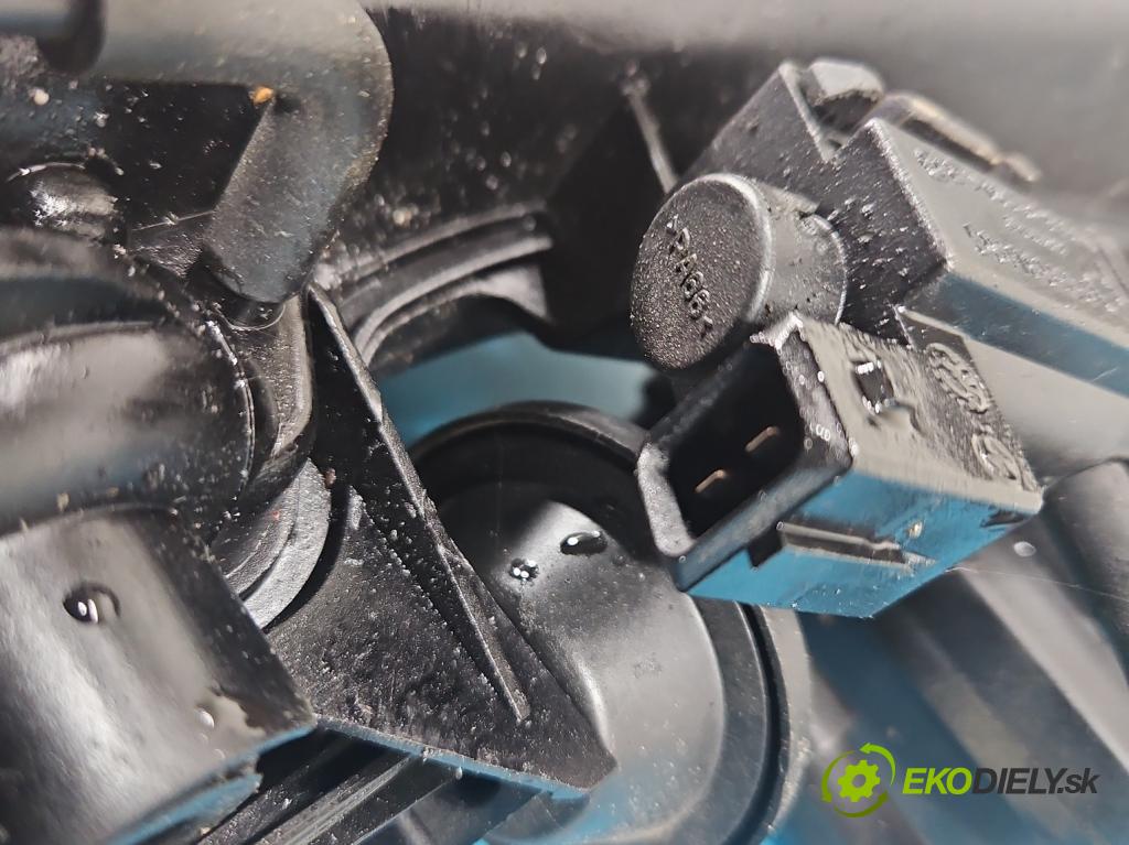 Audi A3 8L 1996-2003 1.6 SR 101 HP manual 74 kW 1595 cm3 5- zvod nasávací 06A133206H (Sacie potrubie)