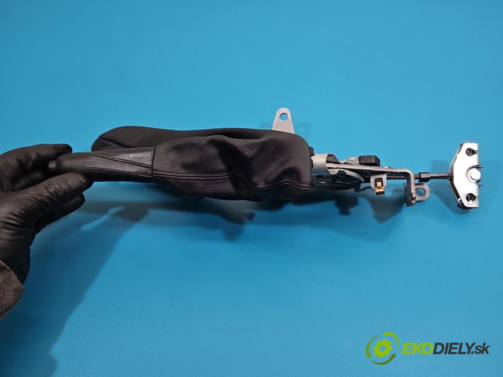 Bmw 3 F30 2011-2018 2.0d 184hp manual 135 kW 1995 cm3 5- Páka: brzda: ručný 6799101