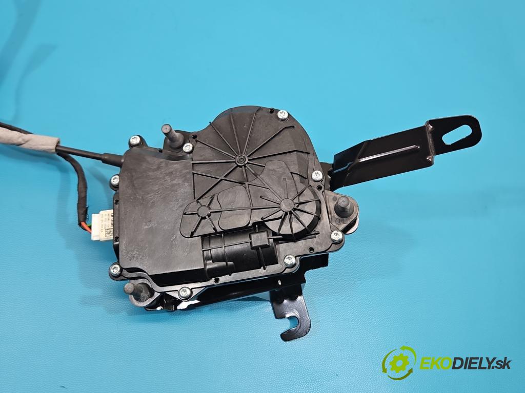 Bmw 3 F30 2011-2018 2.0d 184hp manual 135 kW 1995 cm3 5- zámok kufrové dvere zadné 7269543