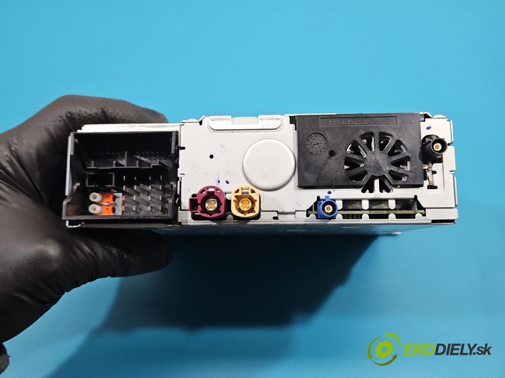 Bmw 3 F30 2011-2018 2.0d 184hp manual 135 kW 1995 cm3 5- Radio originál 9331600