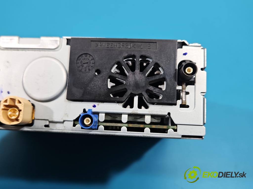 Bmw 3 F30 2011-2018 2.0d 184hp manual 135 kW 1995 cm3 5- Radio originál 9331600