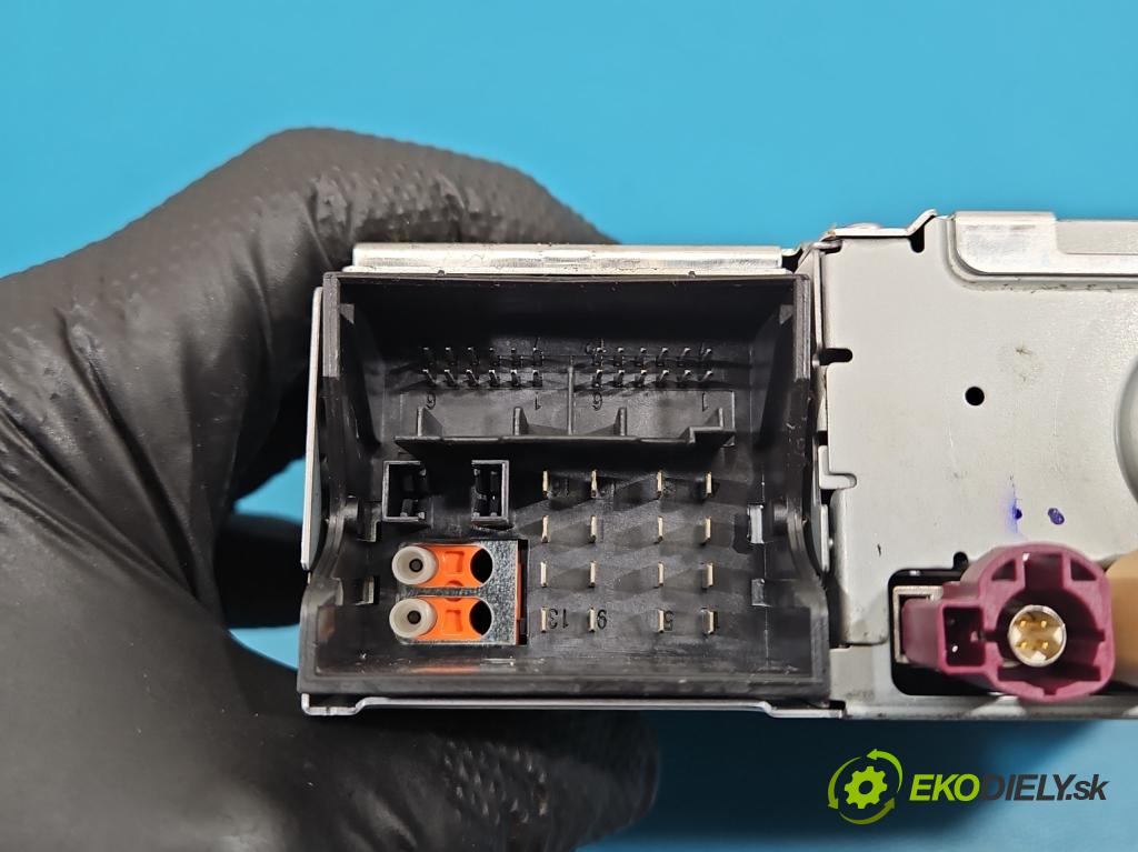 Bmw 3 F30 2011-2018 2.0d 184hp manual 135 kW 1995 cm3 5- Radio originál 9331600