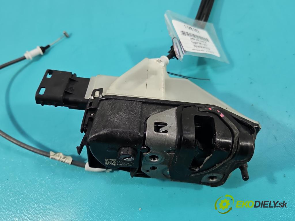 Peugeot 508 II 2018- 1.5 hdi 131 HP manual 96 kW 1499 cm3 5- zámok predné pravý 165202