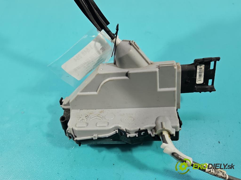 Peugeot 508 II 2018- 1.5 hdi 131 HP manual 96 kW 1499 cm3 5- zámok zadné pravý 131499