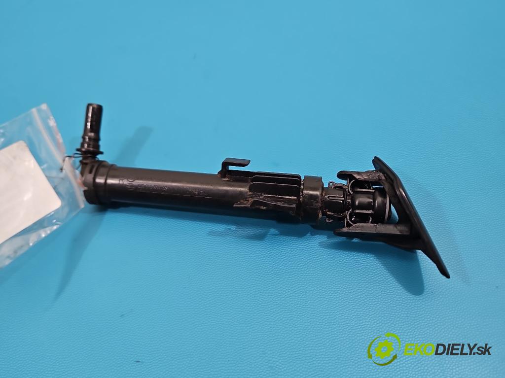 Bmw 3 F30 2011-2018 2.0d 184 hp manual 135 kW 1995 cm3 5- ostřikovač reflektor: pravý 7275658