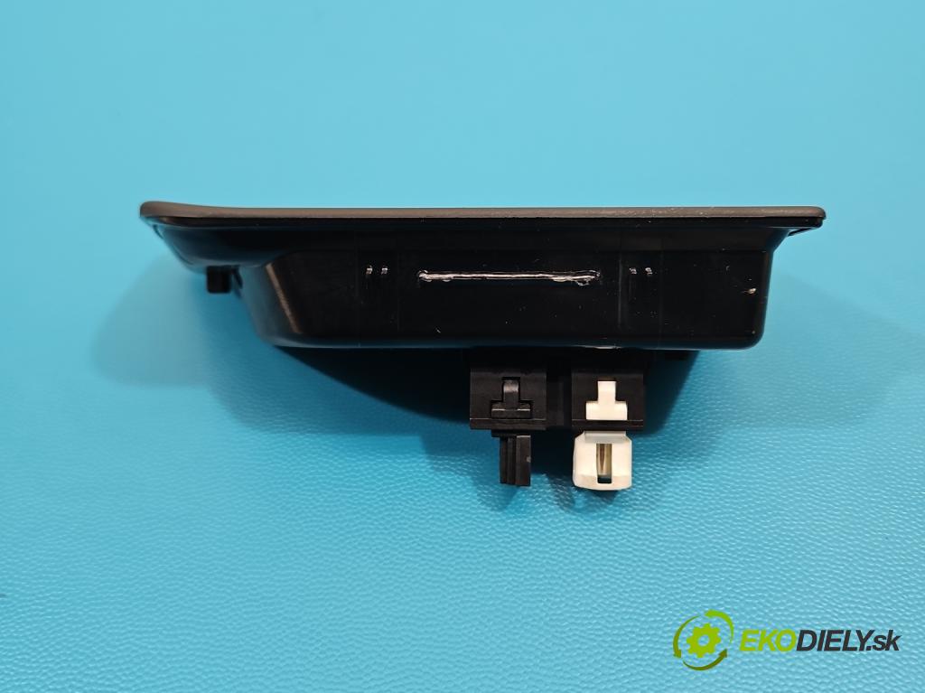 Bmw 3 F30 2011-2018 2.0d 184hp manual 135 kW 1995 cm3 5- zásuvka USB 9207357