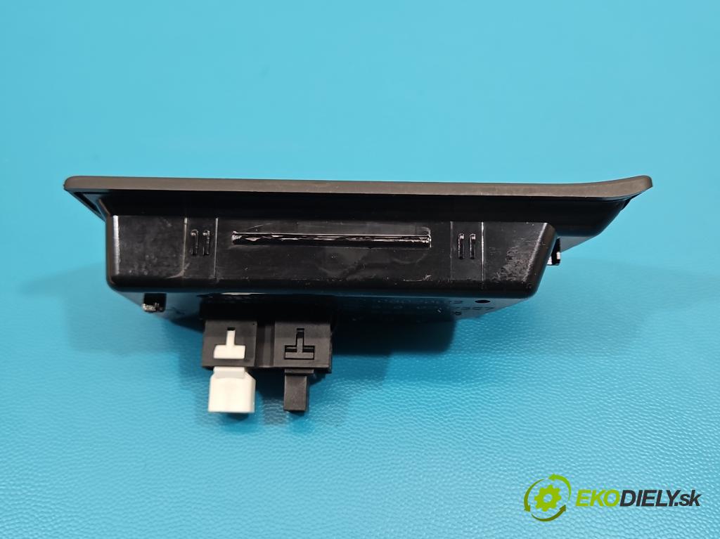 Bmw 3 F30 2011-2018 2.0d 184hp manual 135 kW 1995 cm3 5- zásuvka USB 9207357