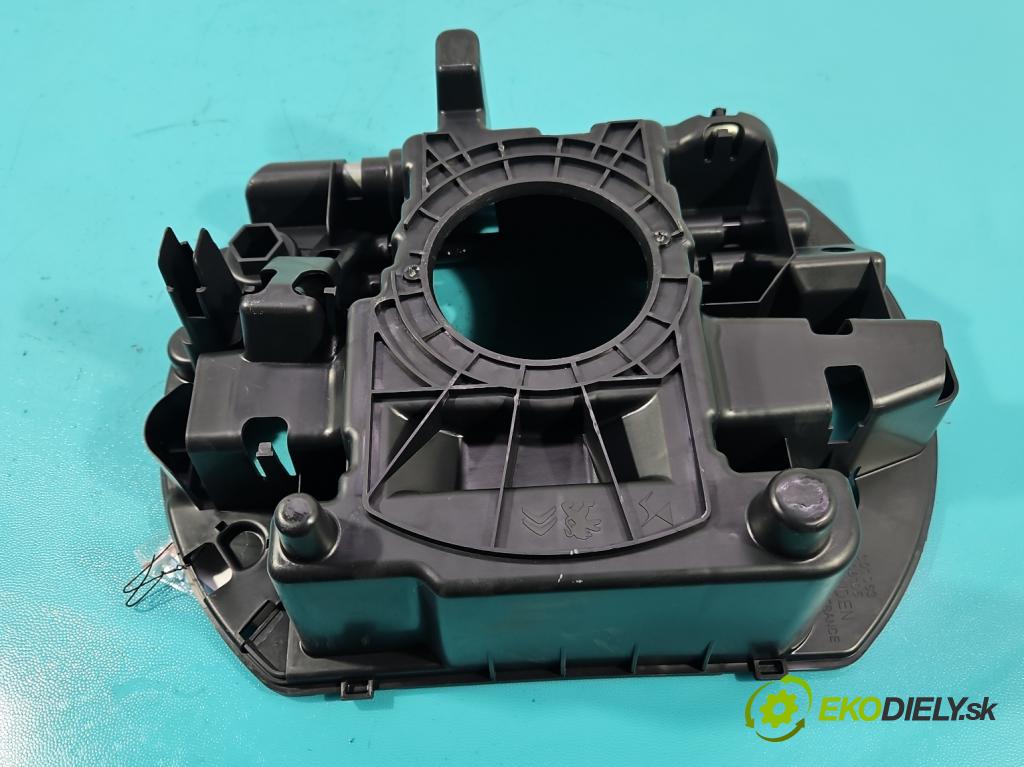 Peugeot 508 II 2018- 1.5 hdi 131 HP manual 96 kW 1499 cm3 5- Příspěvek: Polystyren: kufra: