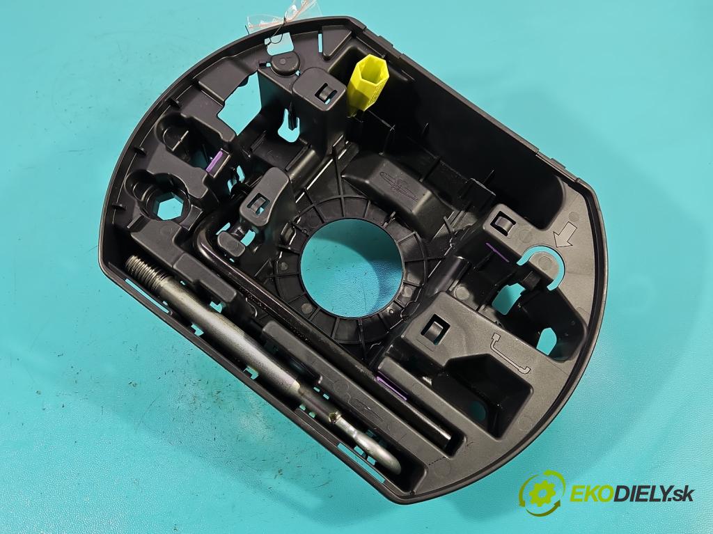 Peugeot 508 II 2018- 1.5 hdi 131 HP manual 96 kW 1499 cm3 5- Příspěvek: Polystyren: kufra: