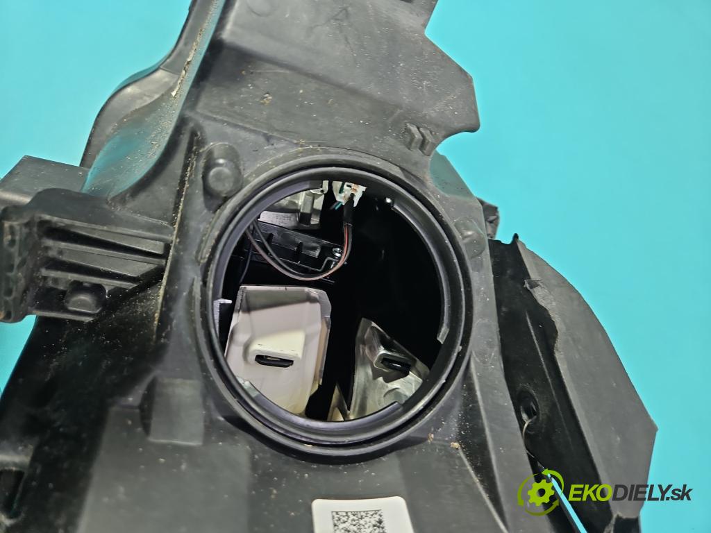 Hyundai I30 III 2016- 2.0 16V 280KM: automatic 206 kW 1998 cm3 5- Reflektor: pravý 92102G4600 (Svetlo predné pravé)