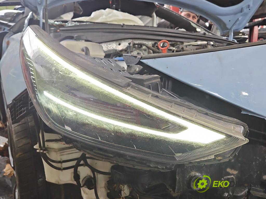 Hyundai I30 III 2016- 2.0 16V 280KM: automatic 206 kW 1998 cm3 5- Reflektor: pravý 92102G4600 (Svetlo predné pravé)