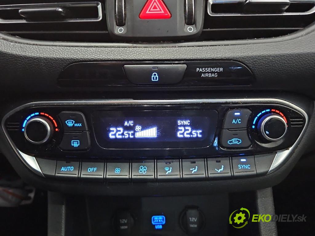 Hyundai I30 III 2016- 2.0 16V 280KM: automatic 206 kW 1998 cm3 5- panel kúrenia 97250-G4CA0