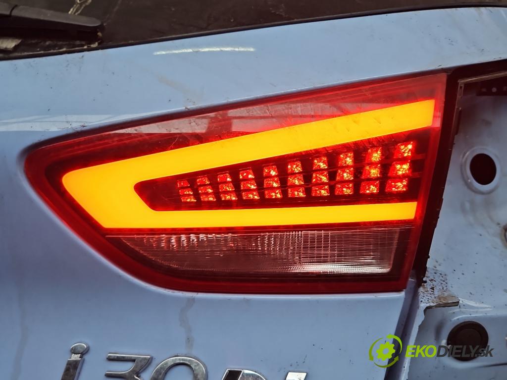 Hyundai I30 III 2016- 2.0 16V 280KM: automatic 206 kW 1998 cm3 5- svetlo / reflektor zadné pravé 92404G4500 (Kľučka dverí ostatné)