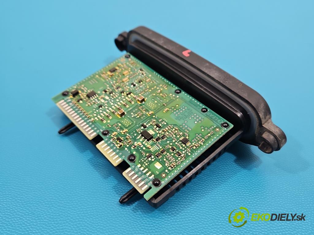 Bmw 3 F30 2011-2018 2.0d 184hp manual 135 kW 1995 cm3 5- modul lampy: 7316186