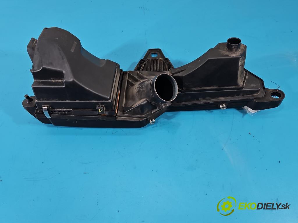 Bmw 3 F30 2011-2018 2.0d 184hp manual 135 kW 1995 cm3 5- obal filtra vzduchu 8511655 (Obal vzduchového filtra)