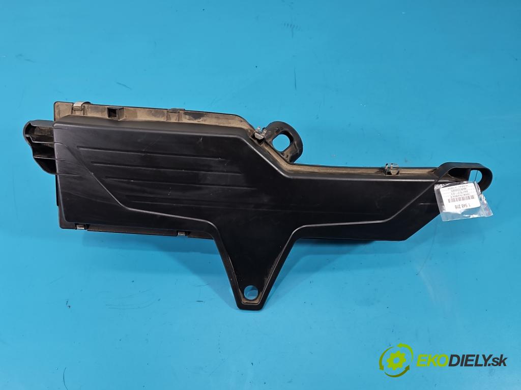 Bmw 3 F30 2011-2018 2.0d 184hp manual 135 kW 1995 cm3 5- obal filtra vzduchu 8511655 (Obal vzduchového filtra)