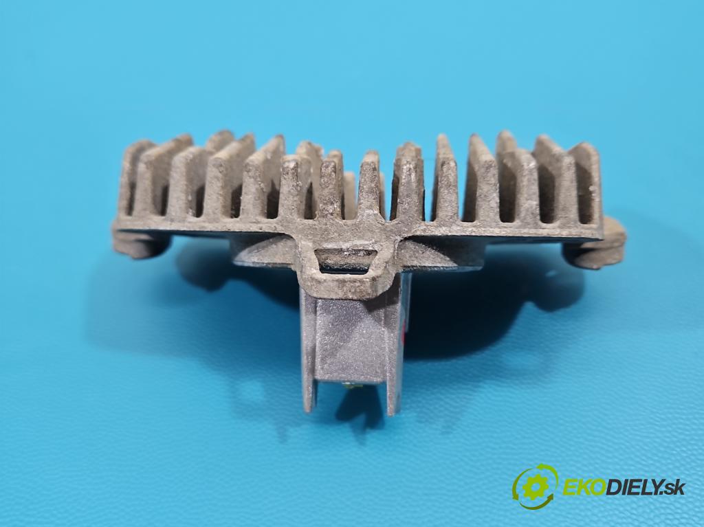 Bmw 3 F30 2011-2018 2.0d 184hp manual 135 kW 1995 cm3 5- modul lampy: MDE415473