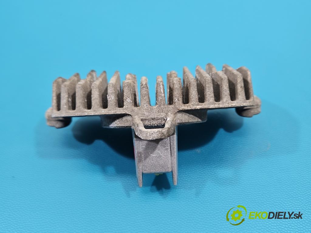 Bmw 3 F30 2011-2018 2.0d 184hp manual 135 kW 1995 cm3 5- modul lampy: MDE415473