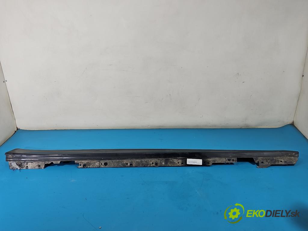 Bmw 3 F30 2011-2018 2.0d 184hp manual 135 kW 1995 cm3 5- lišta práh: pravé  (Lišta prahová)