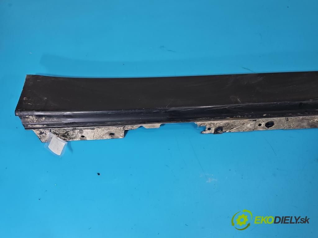 Bmw 3 F30 2011-2018 2.0d 184hp manual 135 kW 1995 cm3 5- lišta práh: pravé  (Lišta prahová)