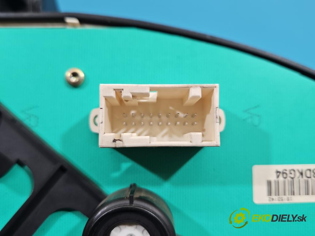 Peugeot 206 1.4 8V 75 HP manual 55 kW 1360 cm3 3- prístrojovka/ budíky 9656696380 (Prístrojová doska)