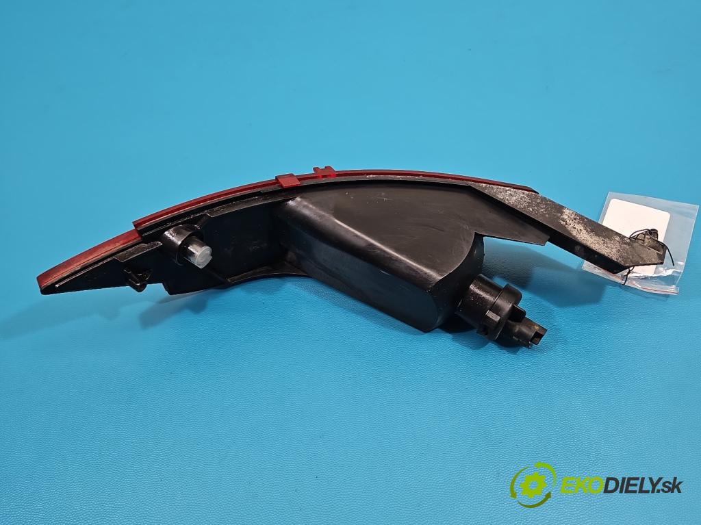 Ford Fiesta Mk7 2008-2017 1.2 16V 82 HP manual 60 kW 1242 cm3 3- svetlo / reflektor zadné ľavé nárazník 8A61-15K273