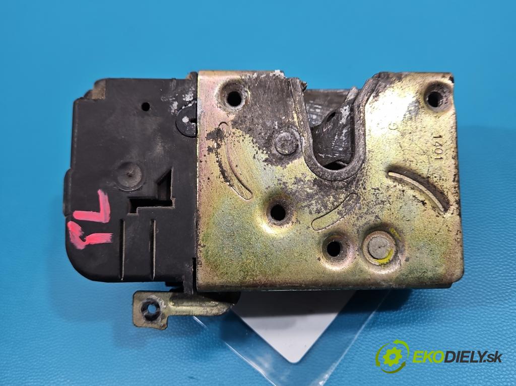 Peugeot 206 1.4 8V 75 hp manual 55 kW 1360 cm3 3- zámek přední levý