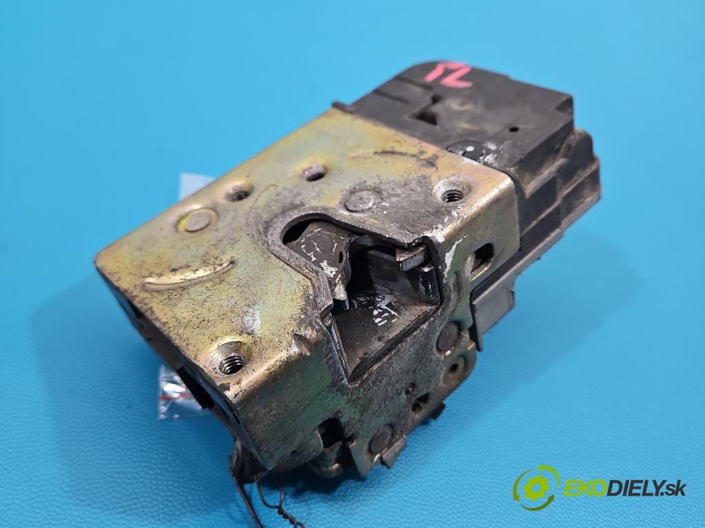 Peugeot 206 1.4 8V 75 hp manual 55 kW 1360 cm3 3- zámek přední levý