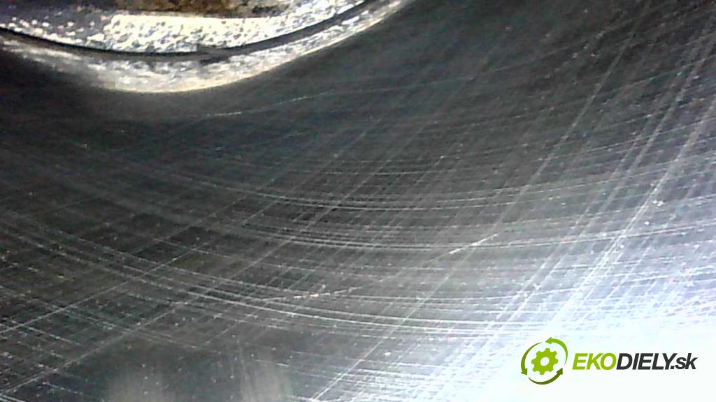 Fiat Punto Grande 1.4 8V 77 HP manual 57 kW 1368 cm3 5- motor benzín: 350A1000