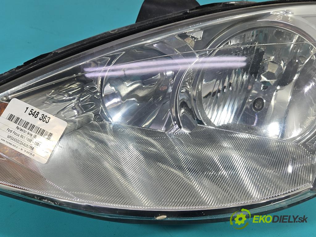 Ford Focus Mk1 1998-2004 1.4 16V 75 HP manual 55 kW 1388 cm3 5- Reflektor: ľavý  (Kľučka dverí ostatné)