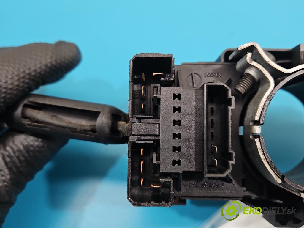 Audi A4 B5 1994-2001 1.9 tdi 110 HP manual 81 kW 1896 cm3 4- prepínač komplex: 4D0953513D (Prepínacie páčky pod volantom)