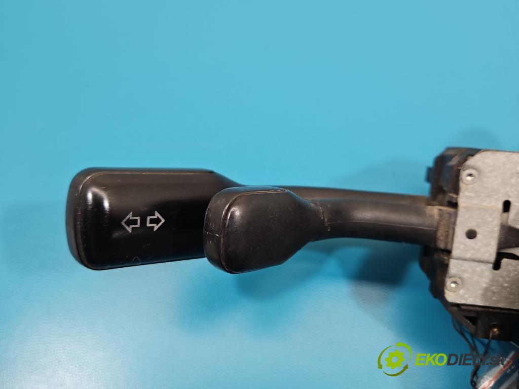 Audi A4 B5 1994-2001 1.9 tdi 110 HP manual 81 kW 1896 cm3 4- prepínač komplex: 4D0953513D (Prepínacie páčky pod volantom)