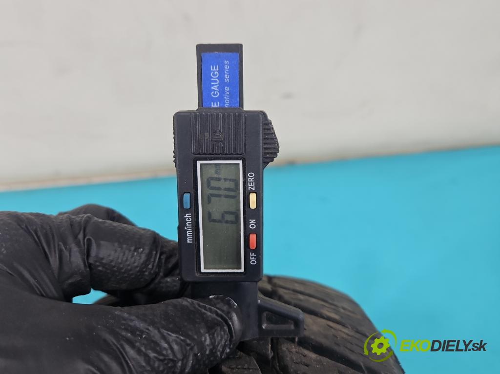 Seat Ibiza IV 6J 2008-2017 1.4 16V 86 hp manual 63 kW 1390 cm3 5- pneumatiky: zimní para