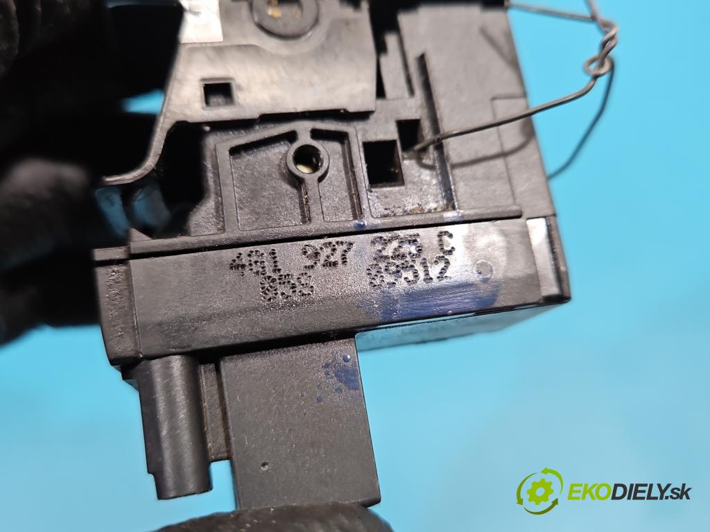 Audi A6 C7 2011-2018 2.0 TFSI 179KM automatic 132 kW 1984 cm3 4- Přepínač brzda: ručního 4G1927225C (Páčky pod volantem)