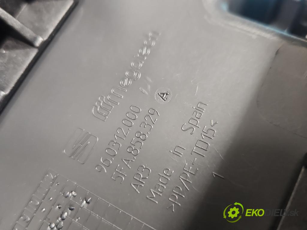 Cupra Formentor 20- 1.5 TSI 150 HP automatic 110 kW 1498 cm3 5- operadlo 960312000 (Lakťová opierka)