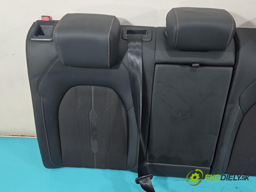 Cupra Formentor 20- 1.5 TSI 150 HP automatic 110 kW 1498 cm3 5- Pohovka: zadné  (Sedadlo)