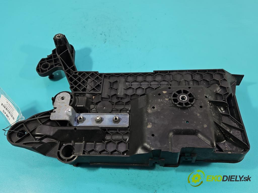 Cupra Formentor 20- 1.5 TSI 150 HP automatic 110 kW 1498 cm3 5- obal akumulatora 5WA915331