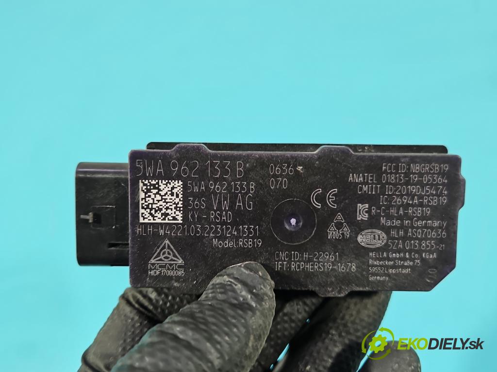 Cupra Formentor 20- 1.5 TSI 150 HP automatic 110 kW 1498 cm3 5- Zesilovač: 5WA962133B (Zosilňovač)